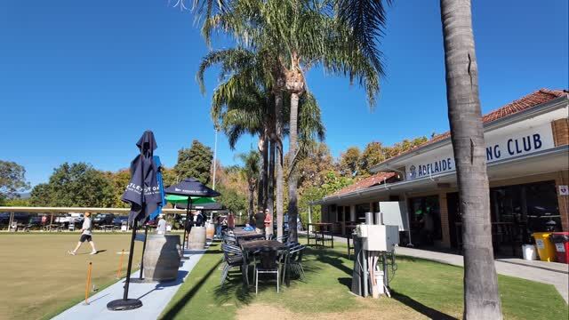 Autumn, you say? Not a cloud in the sky.